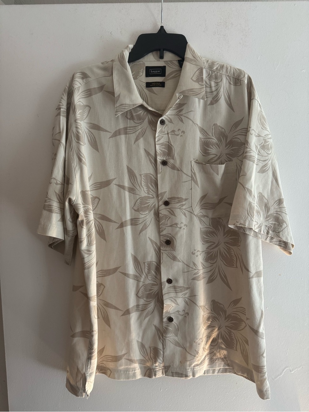 Haggar Men’s 100% Silk Beige Floral Button-Up Shirt Size L